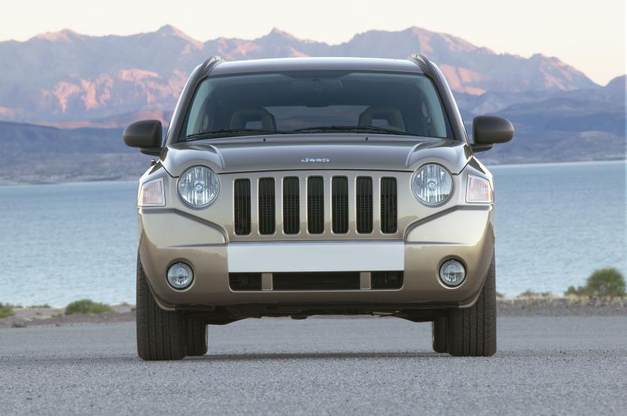  Jeep Compass 2007 года  (фото 20 из 100)